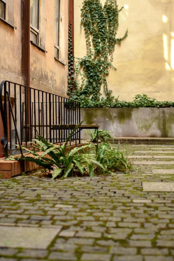 Light And Spacious Apartment On Gazova Str Lviv Bagian luar foto